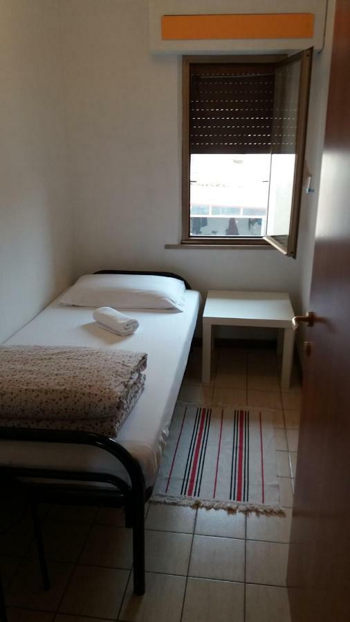 Hostel Easy Πίζα Εξωτερικό φωτογραφία